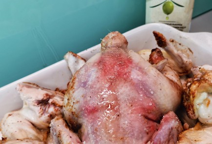 Фото шага рецепта Курица в специях на солевой подложке 152581 шаг 8  