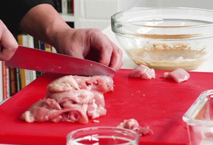 Фото шага рецепта Курица во фритюре пояпонски 151829 шаг 5  