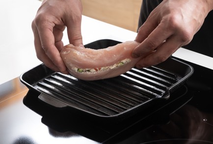 Фото шага рецепта Куриная грудка на пару фаршированная овощами с мандариновым соусом 140341 шаг 6  