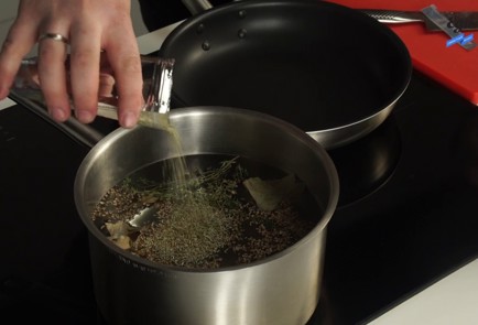 Фото шага рецепта Куриная грудка со сморчками и сливочнохересным соусом 125230 шаг 1  