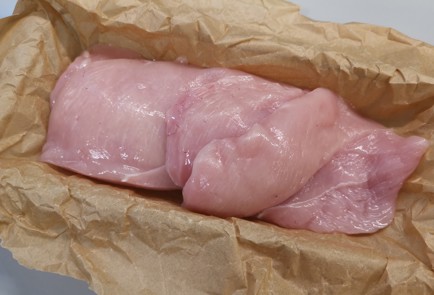 Фото шага рецепта Куриная грудка в духовке 188775 шаг 8  