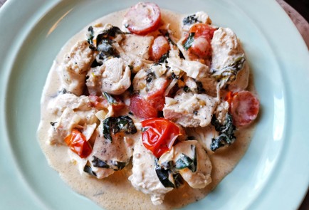 Фото шага рецепта Куриная грудка в сметане 189236 шаг 10  