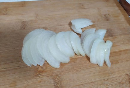 Фото шага рецепта Куриная печень с яблоками 190123 шаг 2