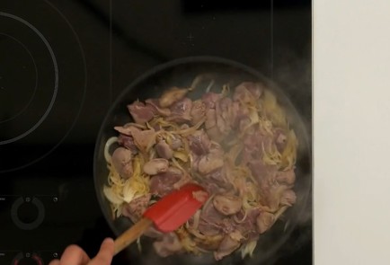 Фото шага рецепта Куриная печень в сметане 31593 шаг 7  