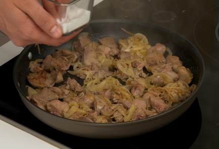 Фото шага рецепта Куриная печень в сметане 31593 шаг 8  