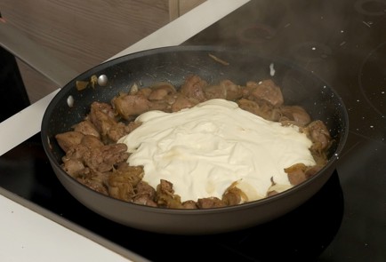 Фото шага рецепта Куриная печень в сметане 31593 шаг 9  