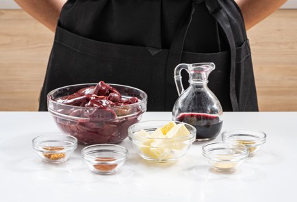 Фото шага рецепта Куриная печень в специях 175900 шаг 1  