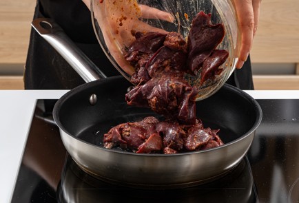 Фото шага рецепта Куриная печень в специях 175900 шаг 7  