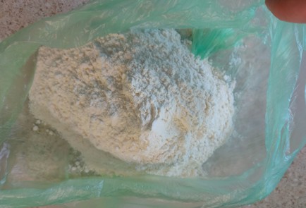 Фото шага рецепта Куриная печень в панировке 191455 шаг 2  