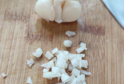 Фото шага рецепта Куриное филе гриль с базиликом и помидором 174114 шаг 3  