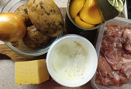 Фото шага рецепта Куриное филе пофранцузски с персиками 190857 шаг 1