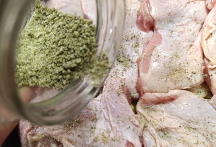 Фото шага рецепта Куриное филе пофранцузски с персиками 190857 шаг 9