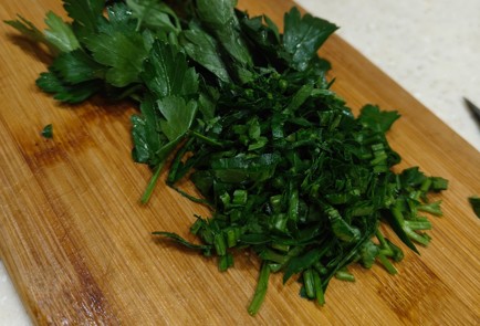 Фото шага рецепта Куриное филе в беконе с чесноком 175338 шаг 12  