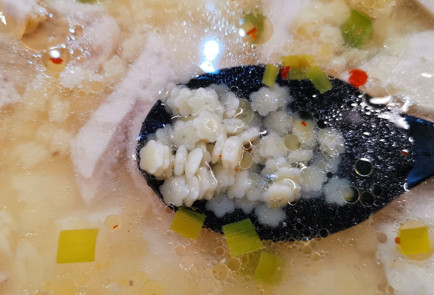 Фото шага рецепта Куриный суп с лапшой и перепелиными яйцами 152000 шаг 13  