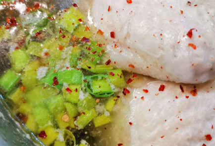 Фото шага рецепта Куриный суп с лапшой и перепелиными яйцами 152000 шаг 8  