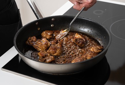 Фото шага рецепта Куриные бедра в азиатской глазури 140338 шаг 6  