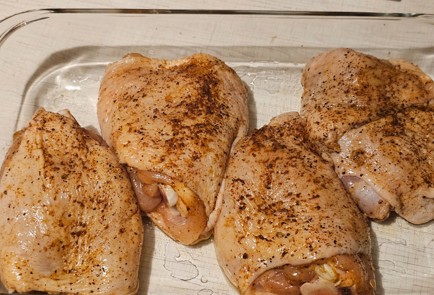 Фото шага рецепта Куриные бедра в духовке в фольге 190853 шаг 8