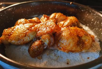 Фото шага рецепта Куриные бедра в духовке 190627 шаг 9