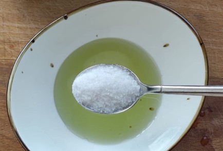 Фото шага рецепта Куриные бедрышки гриль 173658 шаг 4  