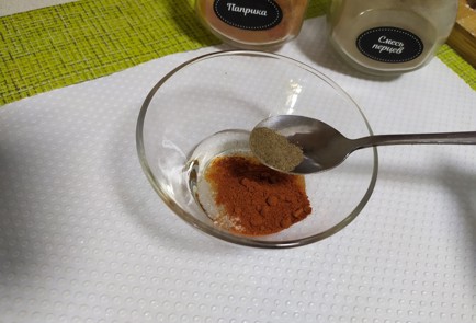 Фото шага рецепта Куриные голени в рукаве с овощами 190004 шаг 3  