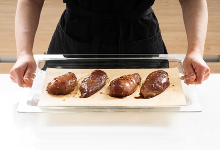 Фото шага рецепта Куриные грудки маринованные в соевом соусе с чесноком и имбирем 140738 шаг 8  