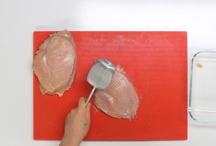 Фото шага рецепта Куриные грудки в духовке 140538 шаг 1  