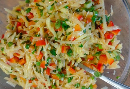 Фото шага рецепта Куриные кармашки с начинкой из овощей и сыра 175456 шаг 11  