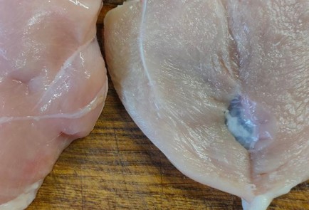 Фото шага рецепта Куриные кармашки с начинкой из овощей и сыра 175456 шаг 3  