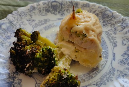 Фото шага рецепта Куриные конвертики с брокколи и сыром 187014 шаг 14  