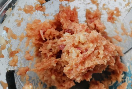 Фото шага рецепта Куриные котлеты с беконом 175539 шаг 9  