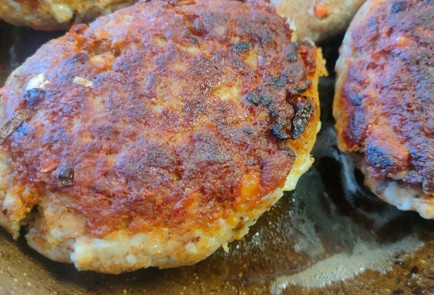 Фото шага рецепта Куриные котлеты с грибами 189254 шаг 19  