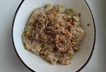 Фото шага рецепта Куриные котлеты с кабачком и шампиньонами 175140 шаг 12  