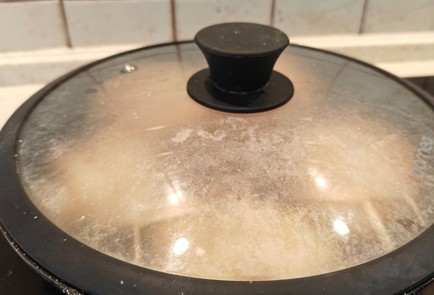 Фото шага рецепта Куриные котлеты с кабачком и творожным сыром 190954 шаг 9  