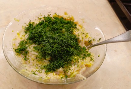 Фото шага рецепта Куриные котлеты с кабачком и укропом 186800 шаг 7  