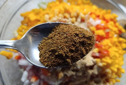 Фото шага рецепта Котлеты из куриного фарша с овощами 190948 шаг 14