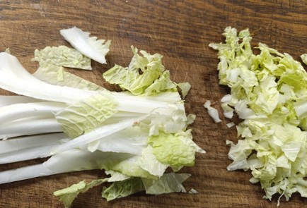 Фото шага рецепта Котлеты из куриного фарша с овощами 190948 шаг 4