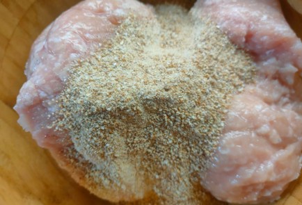 Фото шага рецепта Куриные котлеты с яйцом и сыром 191354 шаг 3