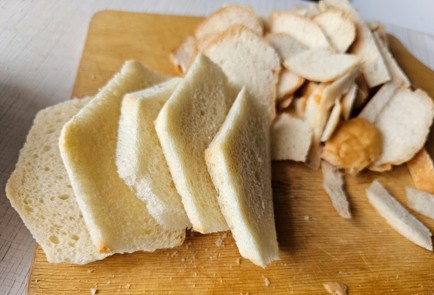 Фото шага рецепта Куриные котлеты в духовке 175645 шаг 3  