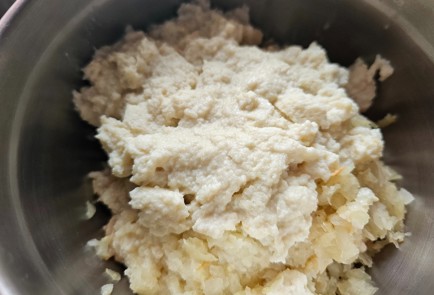 Фото шага рецепта Куриные котлеты в духовке 175645 шаг 5  