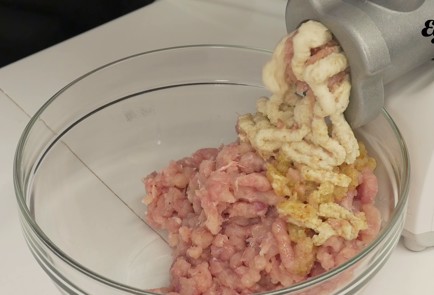 Фото шага рецепта Куриные котлеты 137010 шаг 6  