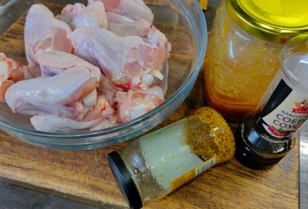 Фото шага рецепта Куриные крылышки в медовогорчичном соусе 175499 шаг 1  