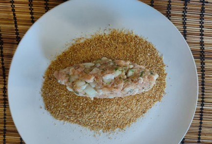 Фото шага рецепта Куриные купаты с луком 174277 шаг 11  