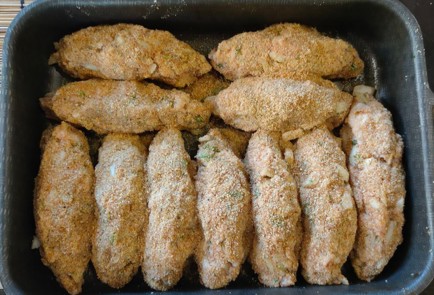 Фото шага рецепта Куриные купаты с луком 174277 шаг 13  