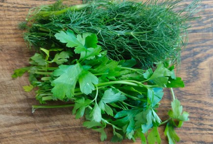 Фото шага рецепта Куриные купаты с луком 174277 шаг 4  