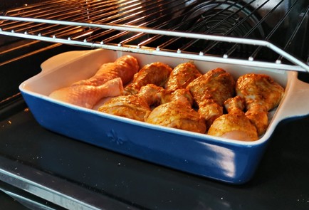 Фото шага рецепта Куриные ножки карри на солевой подложке 152511 шаг 7  