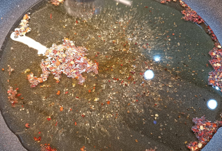 Фото шага рецепта Куриные ножки повосточному 151979 шаг 2