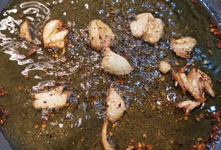 Фото шага рецепта Куриные ножки повосточному 151979 шаг 3