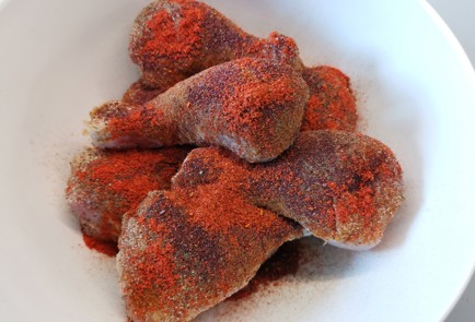 Фото шага рецепта Куриные ножки в духовке 176220 шаг 7