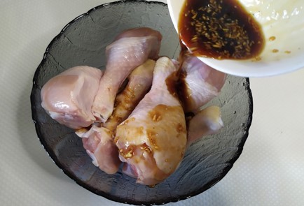 Фото шага рецепта Куриные ножки в соевомедовом маринаде 188024 шаг 7  