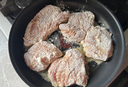 Фото шага рецепта Куриные отбивные 190273 шаг 8  